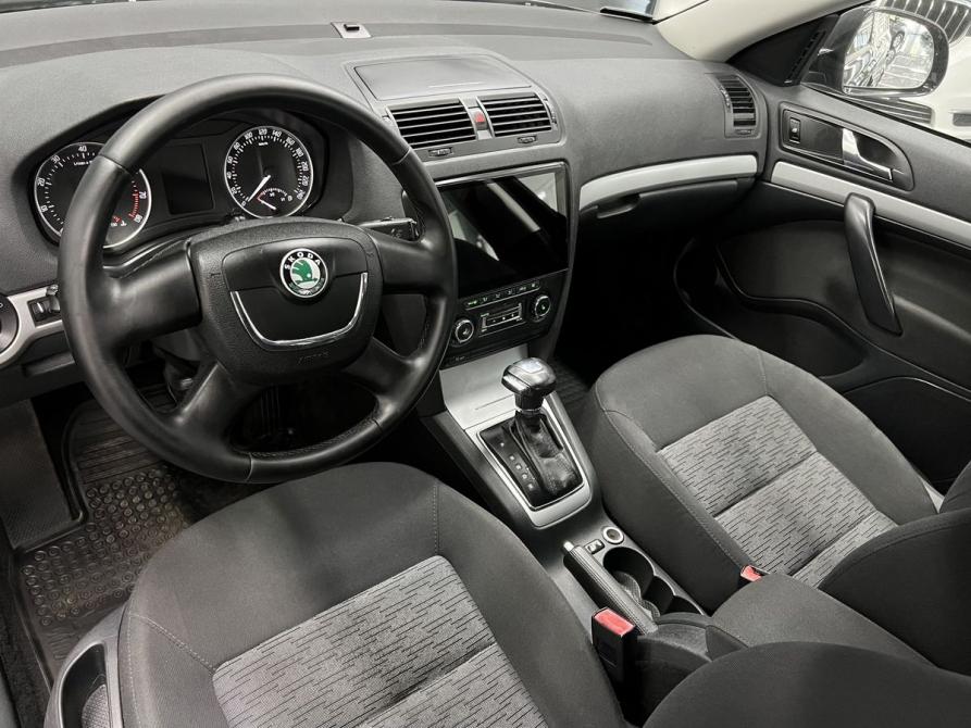 Skoda Octavia II (A5) Рестайлинг Тверь  - изображение 8
