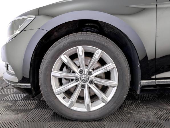 Volkswagen Passat B8 с пробегом 2018 года, цена 2 645 000 рублей, 66799 км, седан, Автокод Объявления