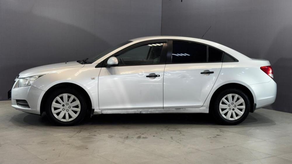 Chevrolet Cruze I Сургут  - изображение 2