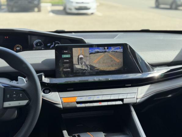 Changan UNI-V I с пробегом 2024 года, цена 2 590 000 рублей, 14500 км, лифтбек, Автокод Объявления