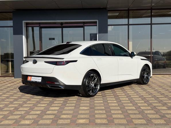Changan Lamore с пробегом 2023 года, цена 2 170 000 рублей, 36000 км, седан, Автокод Объявления