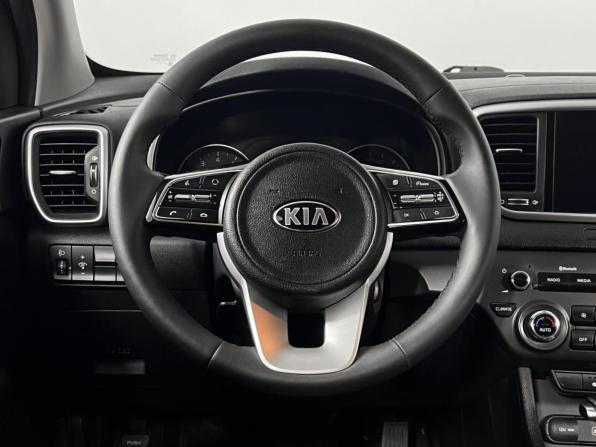 Kia Sportage IV Рестайлинг с пробегом 2020 года, цена 2 289 900 рублей, 99561 км, внедорожник, Автокод Объявления