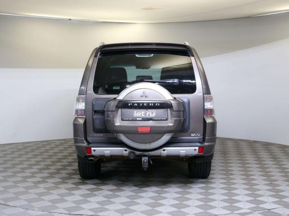 Mitsubishi Pajero IV с пробегом 2011 года, цена 1 350 000 рублей, 269845 км, внедорожник, Автокод Объявления