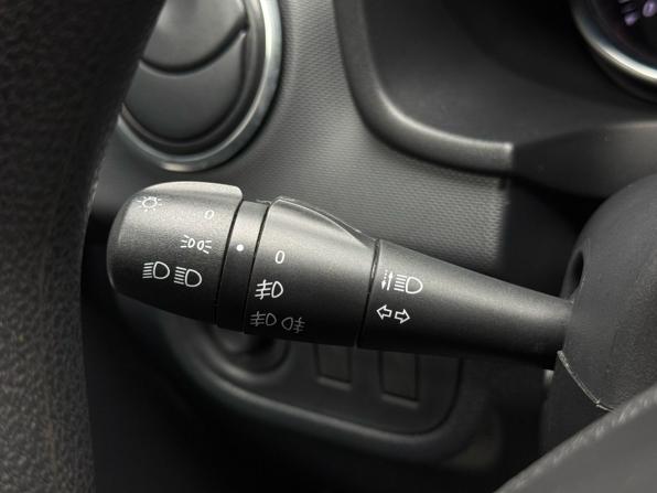 Renault Sandero II с пробегом 2018 года, цена 1 199 000 рублей, 71300 км, хэтчбек, Автокод Объявления