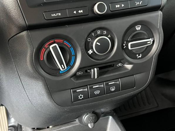 Lada (ВАЗ) Granta I Рестайлинг с пробегом 2022 года, цена 830 000 рублей, 42593 км, хэтчбек, Автокод Объявления