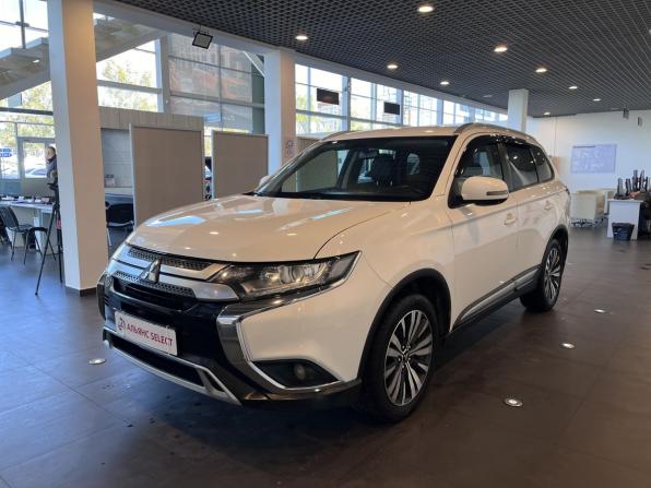 Mitsubishi Outlander III Рестайлинг 3 с пробегом 2019 года, цена 2 350 000 рублей, 113757 км, внедорожник, Автокод Объявления