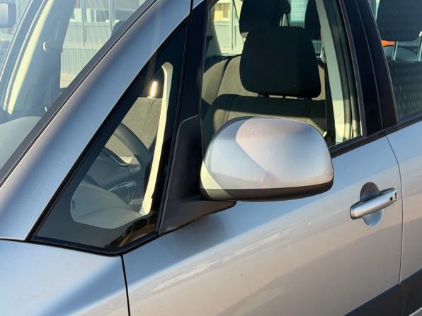 Suzuki SX4 I (Classic) Рестайлинг с пробегом 2011 года, цена 990 000 рублей, 153255 км, хэтчбек, Автокод Объявления