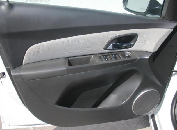 Chevrolet Cruze I Рестайлинг с пробегом 2013 года, цена 730 000 рублей, 150000 км, хэтчбек, Автокод Объявления