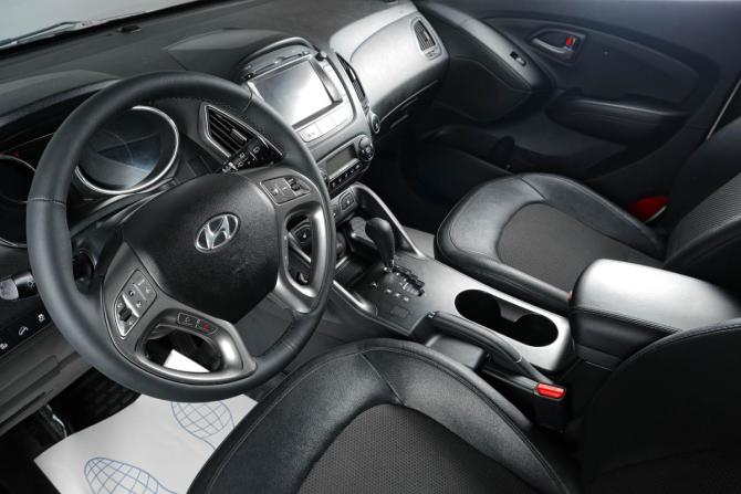 Hyundai ix35 I Рестайлинг с пробегом 2014 года, цена 1 359 000 рублей, 224300 км, внедорожник, Автокод Объявления