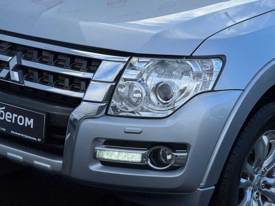 Mitsubishi Pajero IV Рестайлинг 2 Екатеринбург  - изображение 11