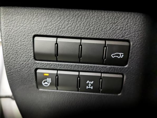Lexus NX I Рестайлинг с пробегом 2019 года, цена 3 750 000 рублей, 60186 км, внедорожник, Автокод Объявления