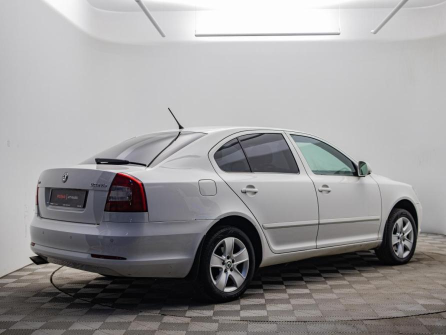 Skoda Octavia II (A5) Рестайлинг Москва  - изображение 5