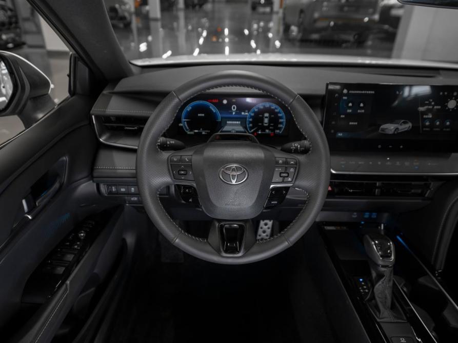 Toyota Camry IX (XV80) China Market Москва  - изображение 11