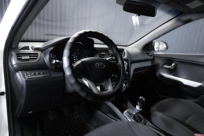 Kia Rio III с пробегом 2013 года, цена 799 900 рублей, 208473 км, хэтчбек, Автокод Объявления