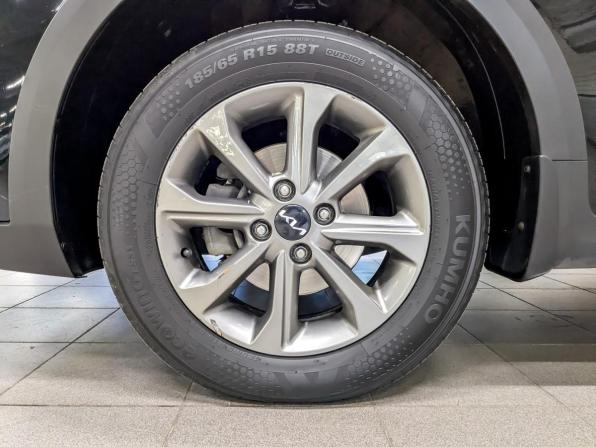 Kia Rio IV Рестайлинг с пробегом 2021 года, цена 1 785 000 рублей, 113102 км, хэтчбек, Автокод Объявления