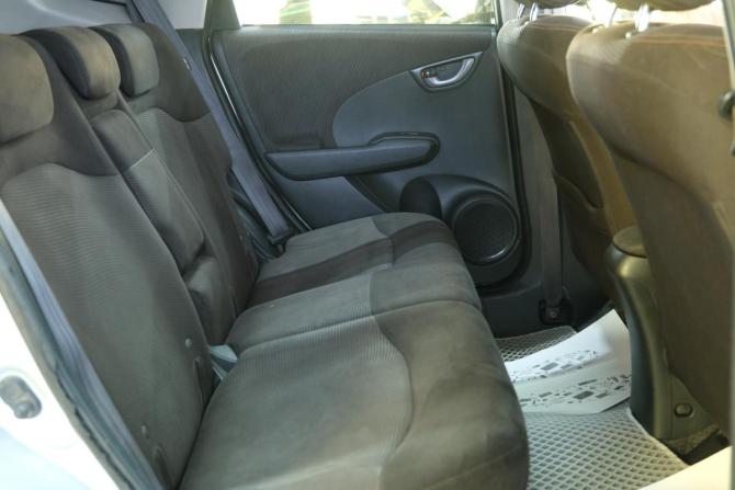 Honda Fit II с пробегом 2010 года, цена 529 000 рублей, 566000 км, хэтчбек, Автокод Объявления