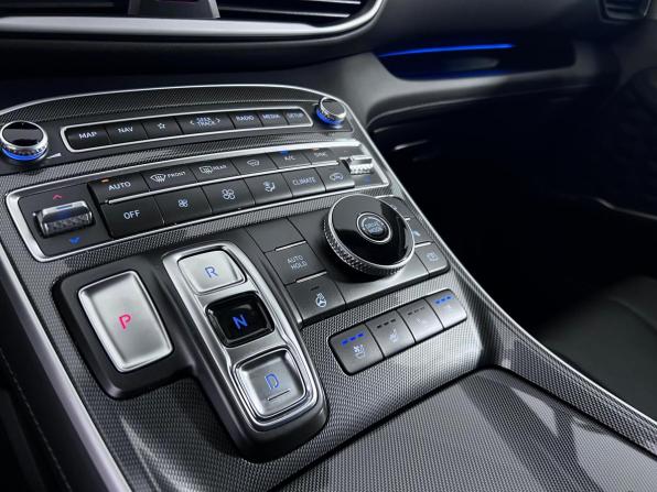 Hyundai Santa Fe IV Рестайлинг с пробегом 2021 года, цена 3 250 000 рублей, 58896 км, внедорожник, Автокод Объявления