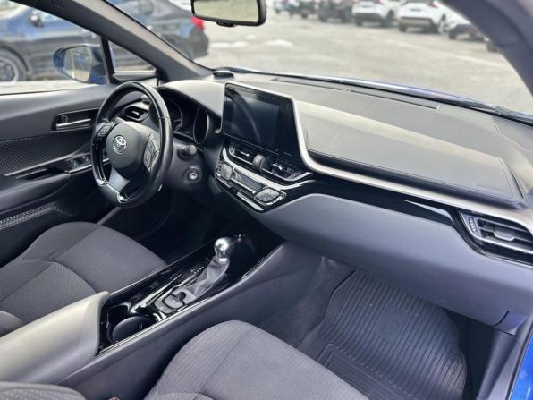 Toyota C-HR I с пробегом 2019 года, цена 2 590 000 рублей, 51077 км, внедорожник, Автокод Объявления