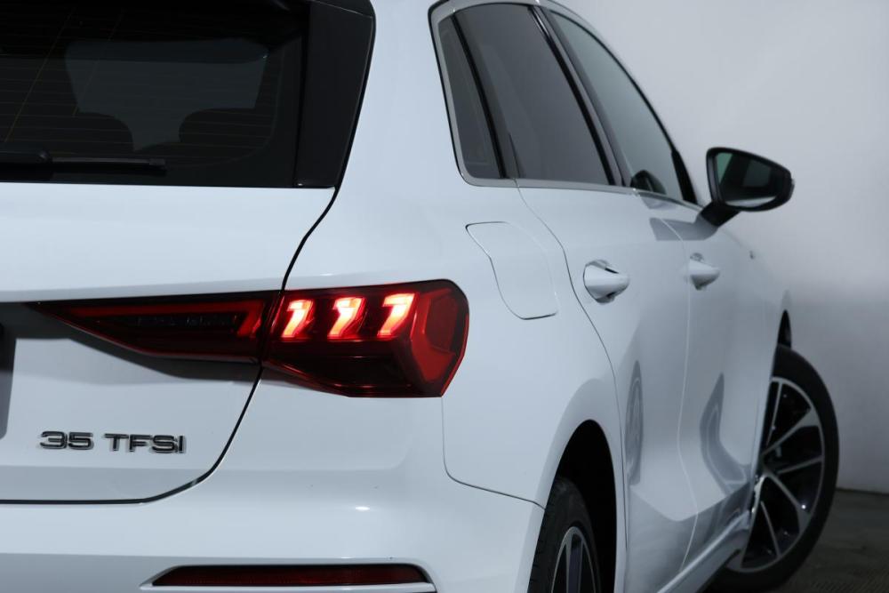 Audi A3 IV (8Y) Москва  - изображение 19