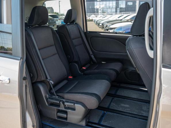 Nissan Serena V (C27) с пробегом 2018 года, цена 2 550 000 рублей, 81721 км, минивэн, Автокод Объявления