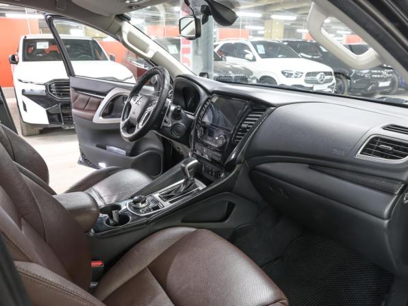 Mitsubishi Pajero Sport III с пробегом 2018 года, цена 3 398 000 рублей, 103018 км, внедорожник, Автокод Объявления
