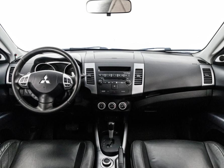 Mitsubishi Outlander II Санкт-Петербург  - изображение 10