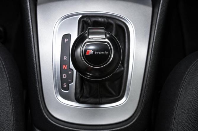 Audi Q3 I (8U) с пробегом 2011 года, цена 1 549 000 рублей, 212000 км, внедорожник, Автокод Объявления