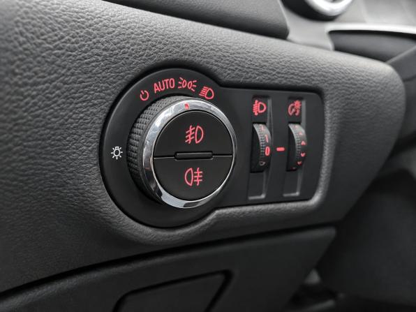 Opel Astra J с пробегом 2011 года, цена 609 000 рублей, 224103 км, хэтчбек, Автокод Объявления