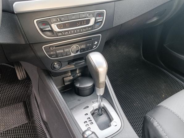 Renault Megane III с пробегом 2010 года, цена 549 000 рублей, 248000 км, хэтчбек, Автокод Объявления