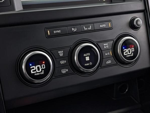 Land Rover Discovery V с пробегом 2017 года, цена 3 495 000 рублей, 145371 км, внедорожник, Автокод Объявления