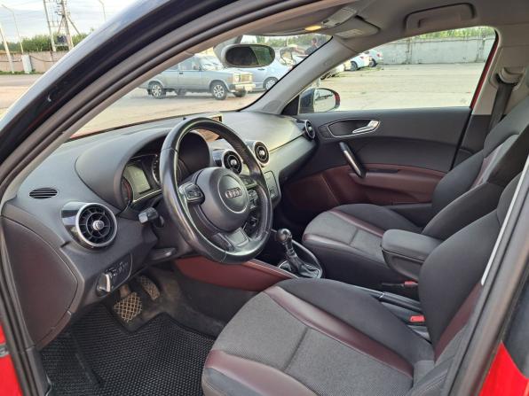 Audi A1 I (8X) с пробегом 2014 года, цена 1 055 000 рублей, 196331 км, хэтчбек, Автокод Объявления