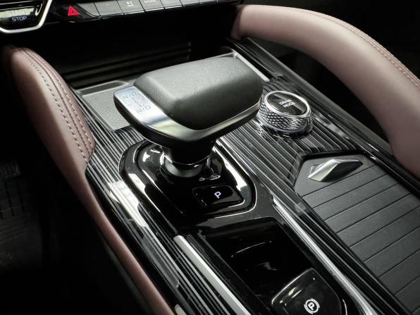 Geely Monjaro I с пробегом 2024 года, цена 3 800 000 рублей, 8594 км, внедорожник, Автокод Объявления