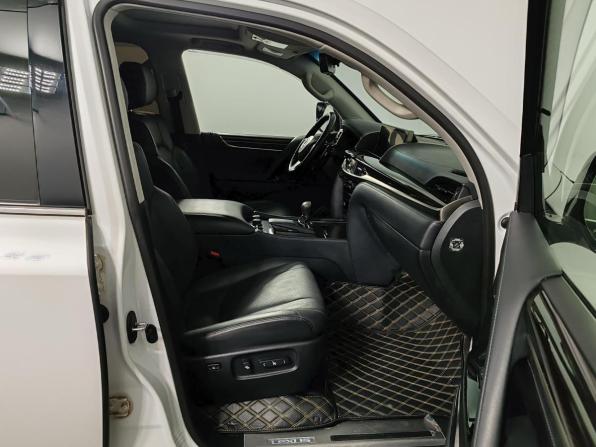 Lexus LX III Рестайлинг 2 с пробегом 2020 года, цена 9 449 000 рублей, 67074 км, внедорожник, Автокод Объявления