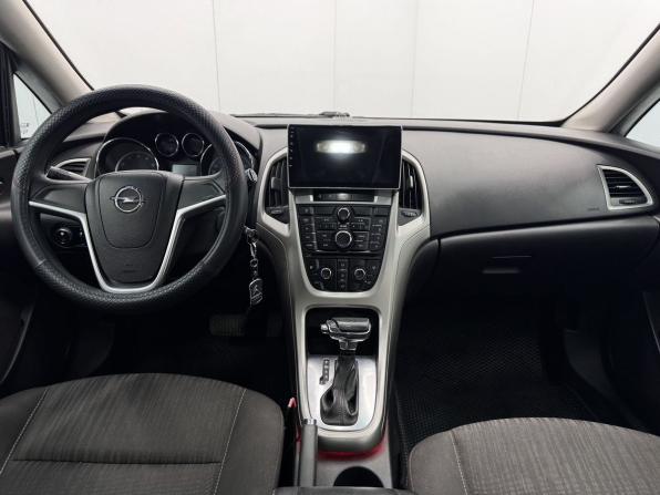 Opel Astra J с пробегом 2011 года, цена 599 000 рублей, 167376 км, хэтчбек, Автокод Объявления