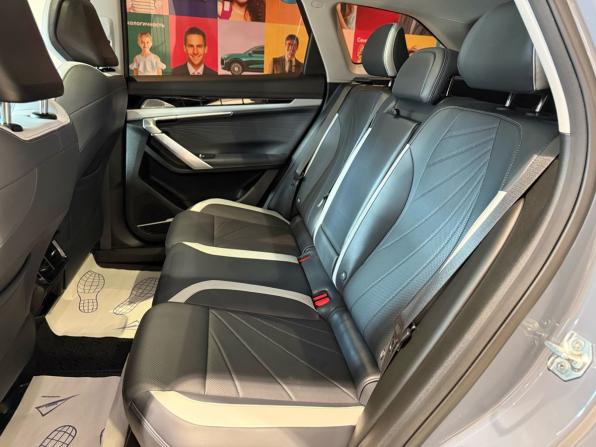 Geely Atlas II с пробегом 2023 года, цена 2 900 000 рублей, 52414 км, внедорожник, Автокод Объявления