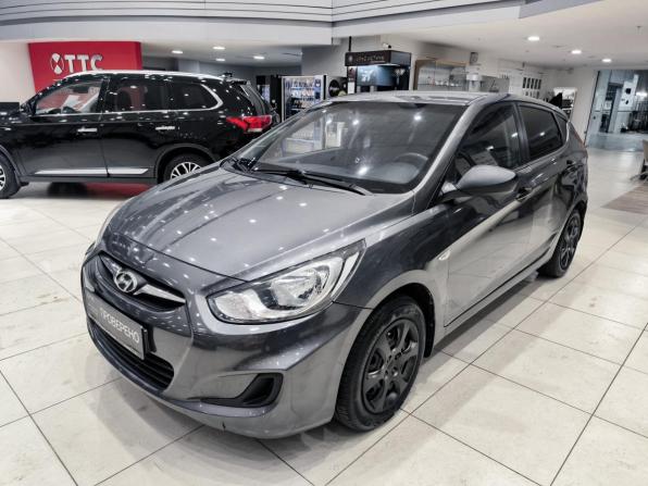 Hyundai Solaris I с пробегом 2012 года, цена 599 000 рублей, 209000 км, хэтчбек, Автокод Объявления