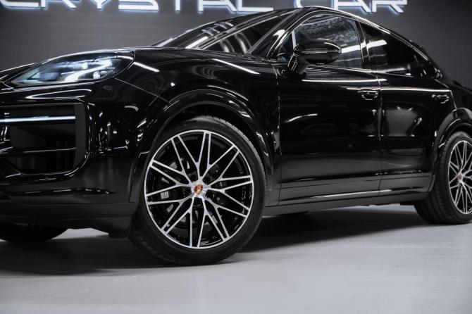 Новый Porsche Cayenne III Рестайлинг 2025 года, цена 18 900 000 рублей, внедорожник, Автокод Объявления