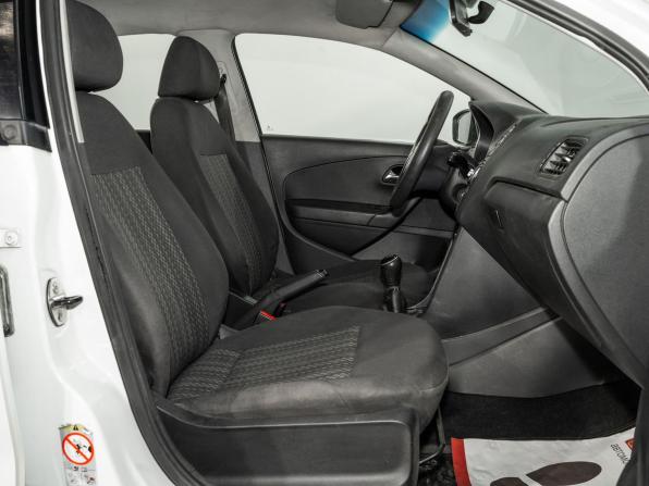 Volkswagen Polo V Рестайлинг с пробегом 2020 года, цена 505 000 рублей, 375823 км, седан, Автокод Объявления