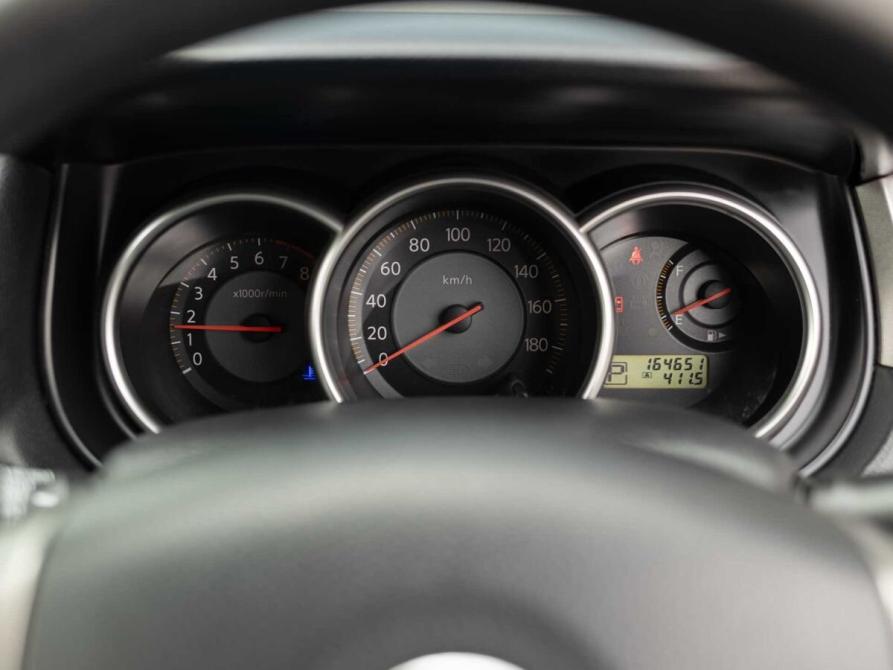 Nissan Tiida I Новосибирск  - изображение 12