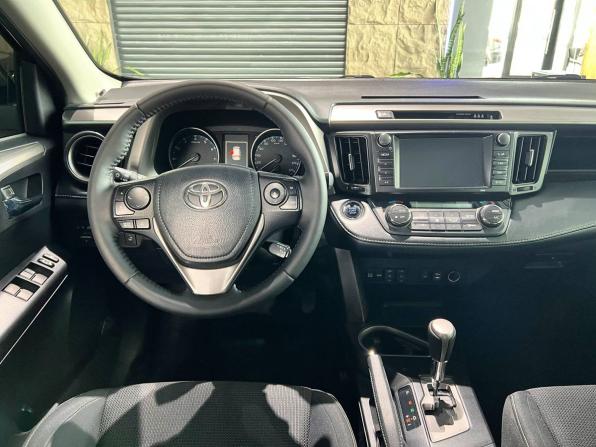 Toyota RAV4 IV (XA40) Рестайлинг с пробегом 2017 года, цена 2 420 000 рублей, 152831 км, внедорожник, Автокод Объявления