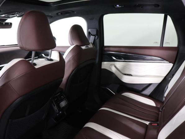 Geely Monjaro I с пробегом 2023 года, цена 3 550 000 рублей, 13309 км, внедорожник, Автокод Объявления