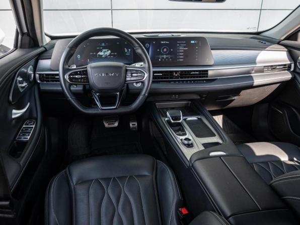 Chery Arrizo 8 с пробегом 2023 года, цена 2 090 000 рублей, 49770 км, седан, Автокод Объявления