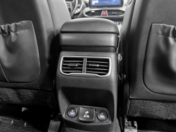 Hyundai Santa Fe IV Рестайлинг с пробегом 2021 года, цена 3 400 000 рублей, 87798 км, внедорожник, Автокод Объявления