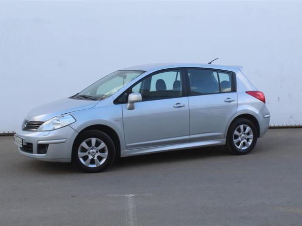 Nissan Tiida I Рестайлинг с пробегом 2011 года, цена 835 000 рублей, 112387 км, хэтчбек, Автокод Объявления