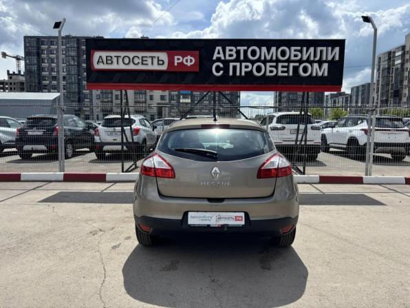 Renault Megane III Рестайлинг с пробегом 2013 года, цена 920 820 рублей, 180000 км, хэтчбек, Автокод Объявления