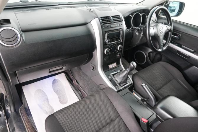 Suzuki Escudo III с пробегом 2008 года, цена 999 000 рублей, 155044 км, внедорожник, Автокод Объявления