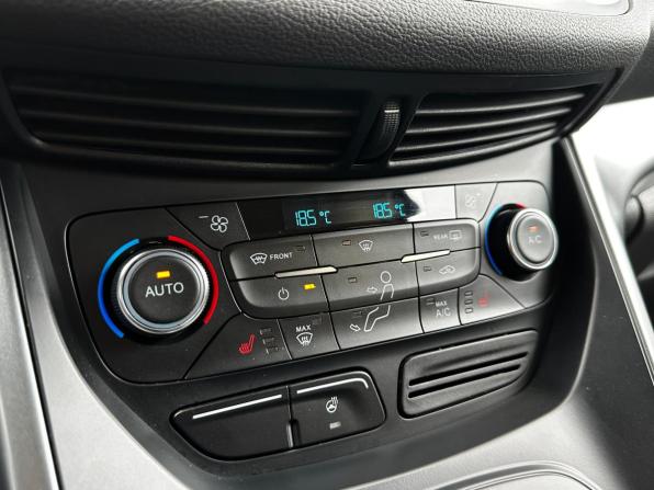 Ford Kuga II Рестайлинг с пробегом 2018 года, цена 1 620 000 рублей, 179770 км, внедорожник, Автокод Объявления