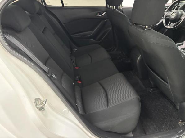 Mazda 3 III (BM) с пробегом 2013 года, цена 1 020 000 рублей, 214093 км, седан, Автокод Объявления