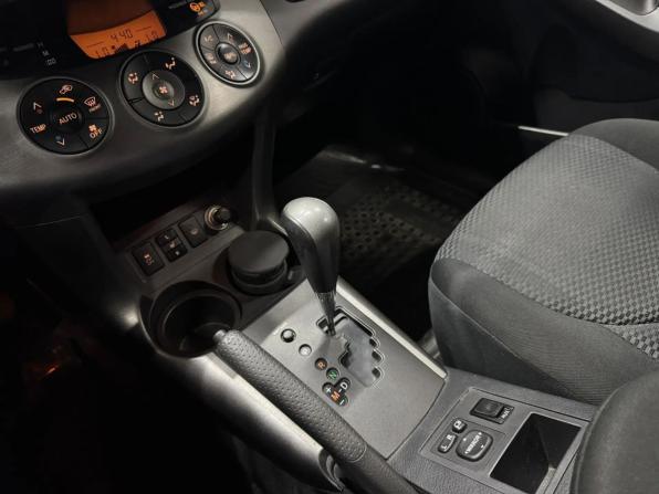 Toyota RAV4 III (XA30) Рестайлинг с пробегом 2012 года, цена 1 358 000 рублей, 255837 км, внедорожник, Автокод Объявления