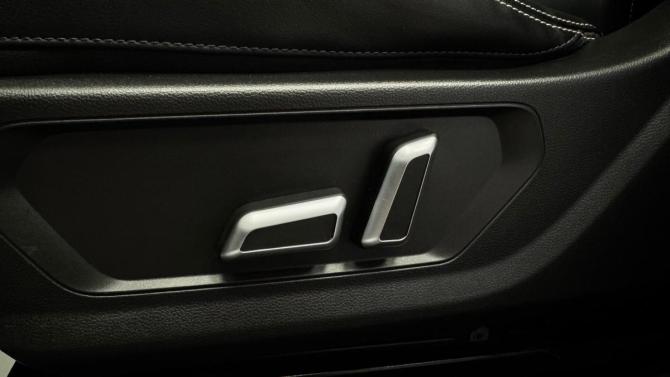 Haval Jolion I с пробегом 2023 года, цена 1 900 000 рублей, 71980 км, внедорожник, Автокод Объявления